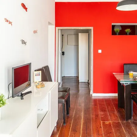 Apartment, Historic Charm & Cosy Living In Old Santana Hill