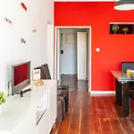 Lisbon Apartment, Historic Charm & Cosy Living In Old Santana Hill