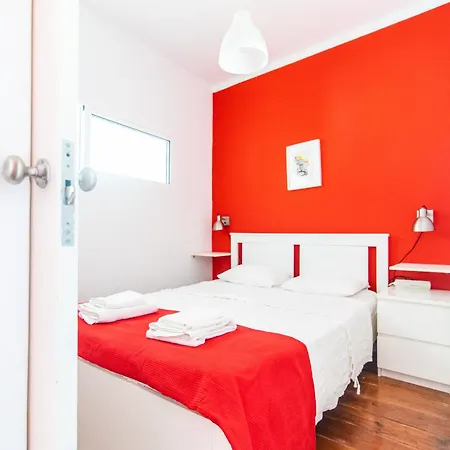 Apartment Lisbon Apartment, Historic Charm & Cosy Living In Old Santana Hill